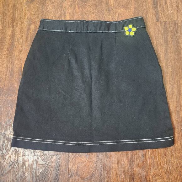 VANS Black Y2K Skirt with Contrast Stitching Patches Front Zipper, Small - Picture 6 of 7